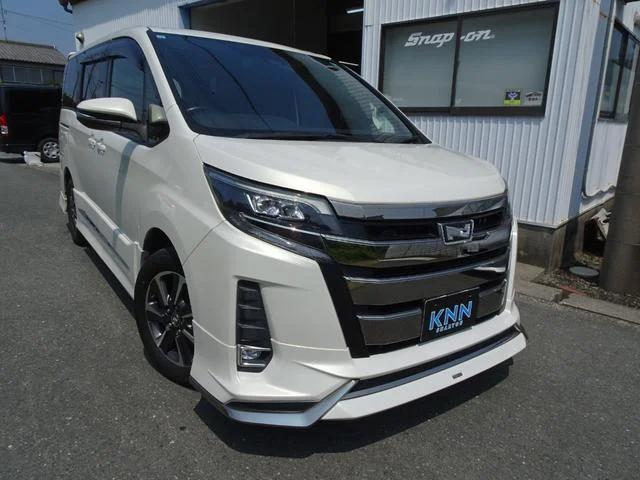 2017 Toyota Noah