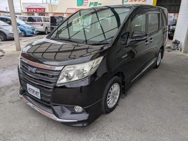 2014 Toyota Noah
