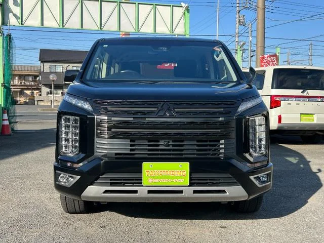 2021 Mitsubishi Delica D5
