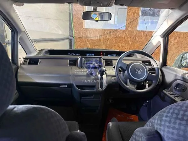 2005 Honda Stepwgn