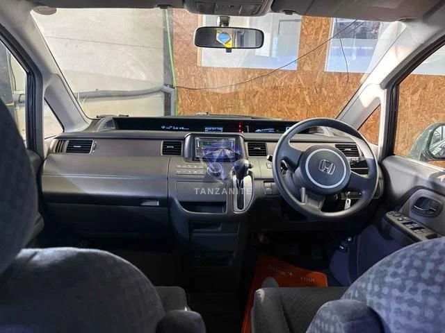 2005 Honda Stepwgn