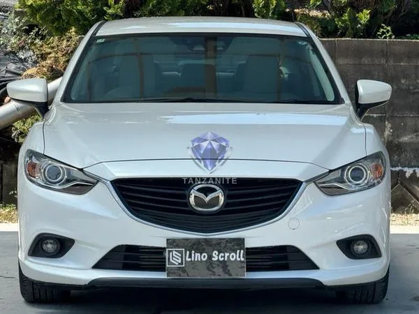 2013 Mazda Atenza