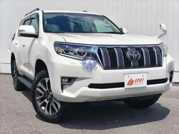 2023 Toyota Land Cruiser Prado