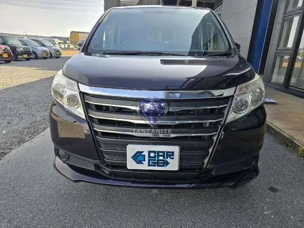 2014 Toyota Noah