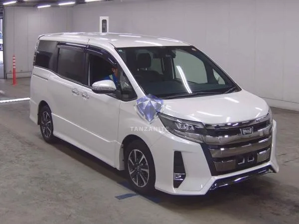 2017 Toyota Noah