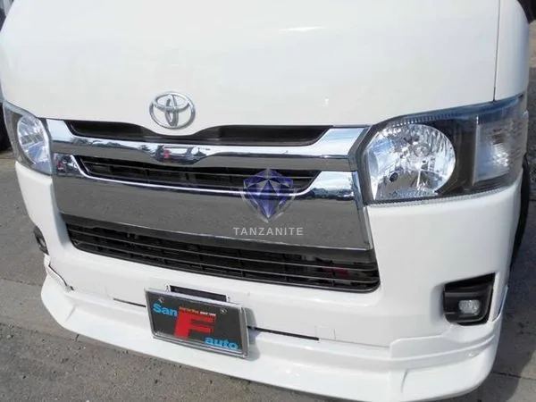 2010 Toyota Hiace Van