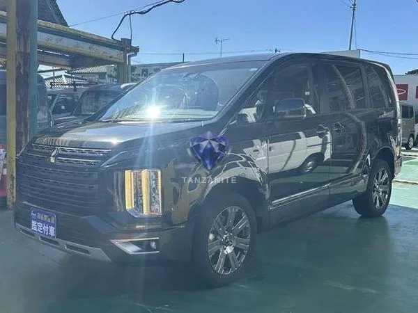 2024 Mitsubishi Delica D5