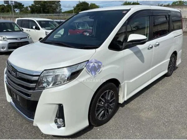 2016 Toyota Noah