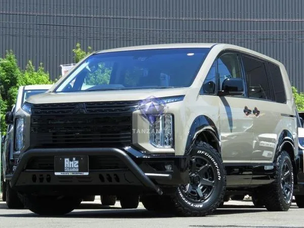 2024 Mitsubishi Delica D5