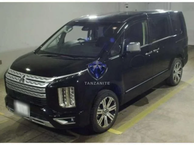 2024 Mitsubishi Delica D5