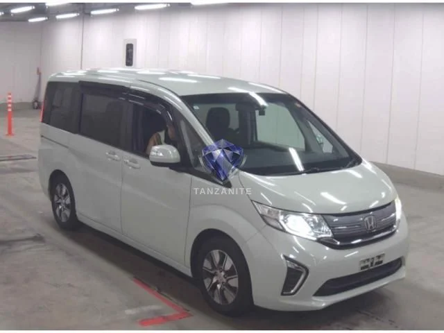 2015 Honda Stepwgn
