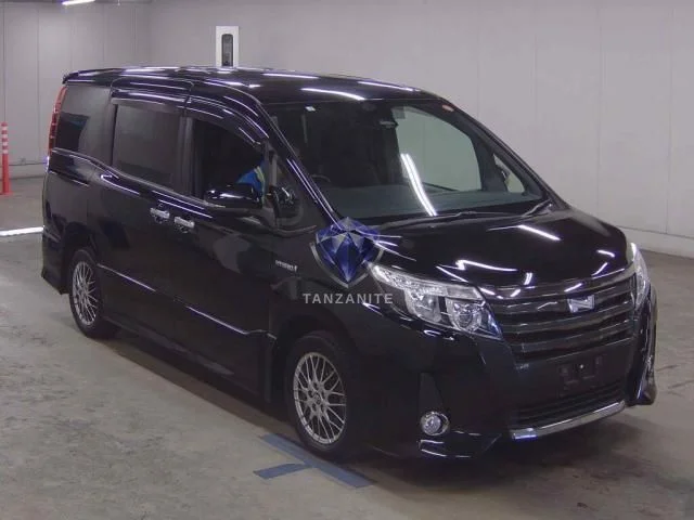 2017 Toyota Noah