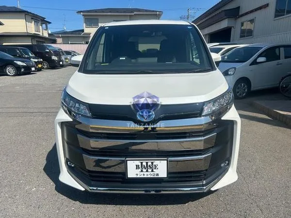 2025 Toyota Noah