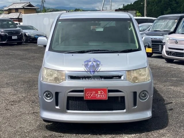 2007 Mitsubishi Delica D5