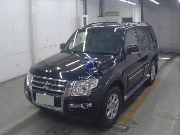 2019 Mitsubishi Pajero
