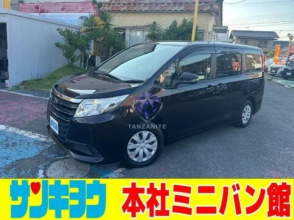 2016 Toyota Noah