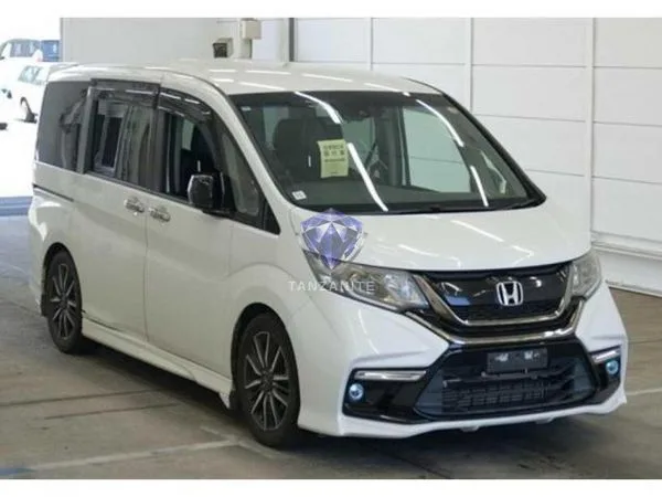 2017 Honda Stepwgn