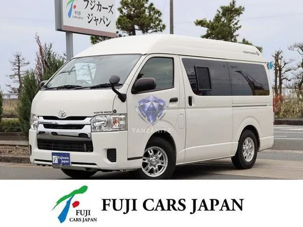 2017 Toyota Hiace Van