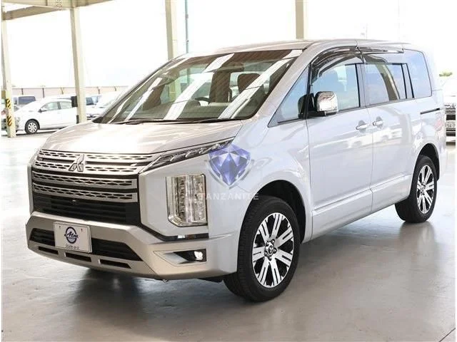 2024 Mitsubishi Delica D5