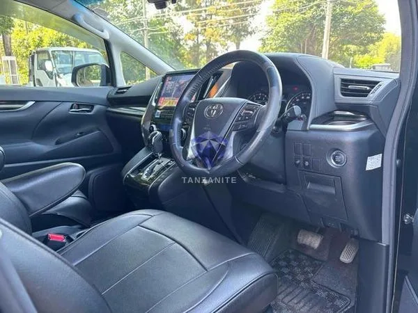 2016 Toyota Vellfire