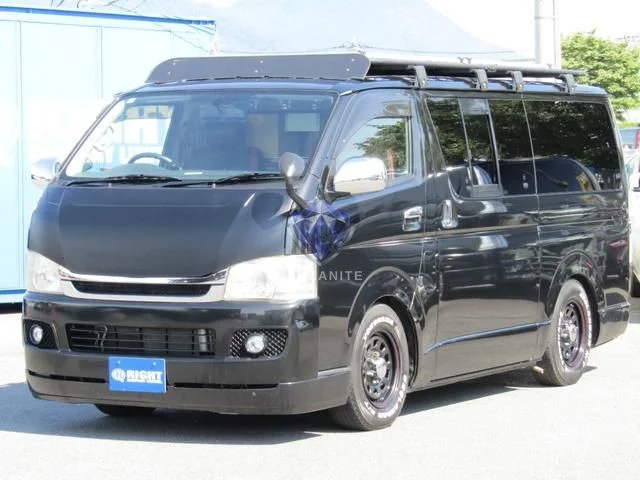 2010 Toyota Hiace Van
