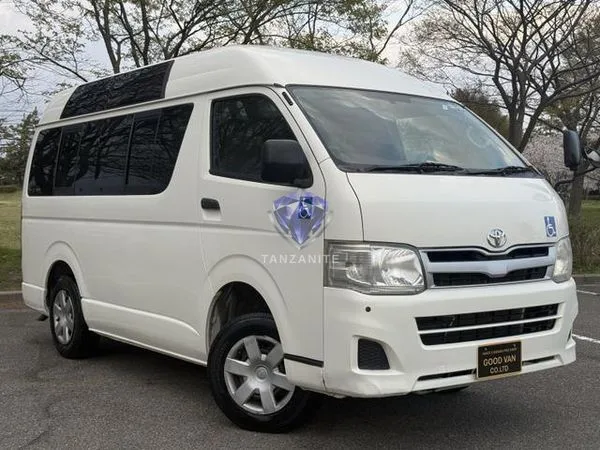 2011 Toyota Hiace Van