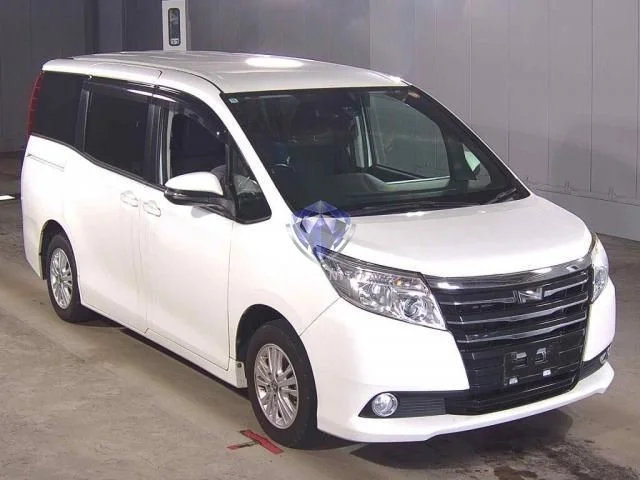 2016 Toyota Noah