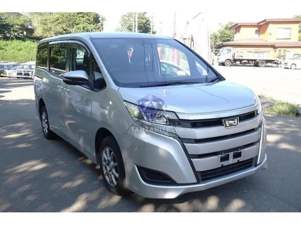 2020 Toyota Noah