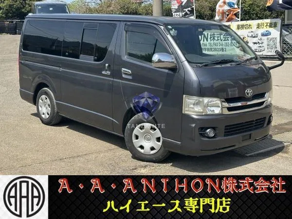 2010 Toyota Hiace Van