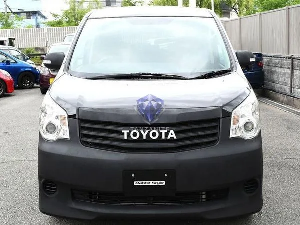 2013 Toyota Noah