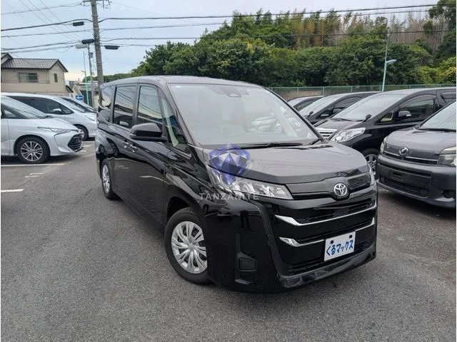 2022 Toyota Noah