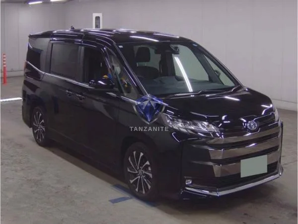 2025 Toyota Noah