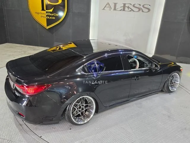 2017 Mazda Atenza