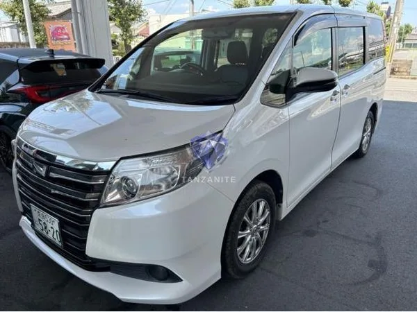 2014 Toyota Noah