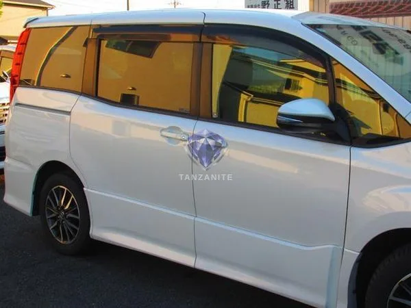 2015 Toyota Noah