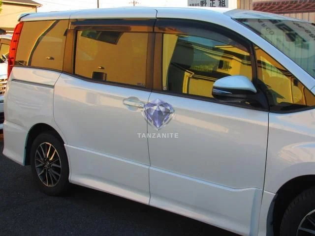 2015 Toyota Noah