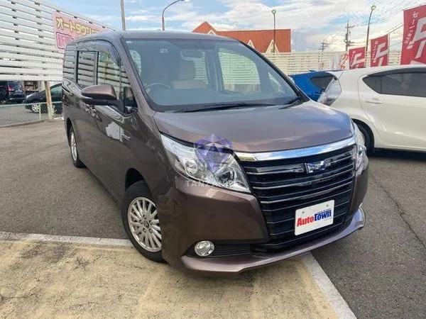2015 Toyota Noah