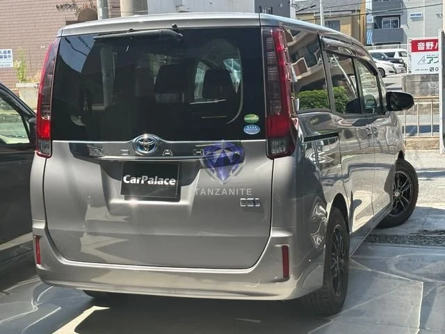 2016 Toyota Noah
