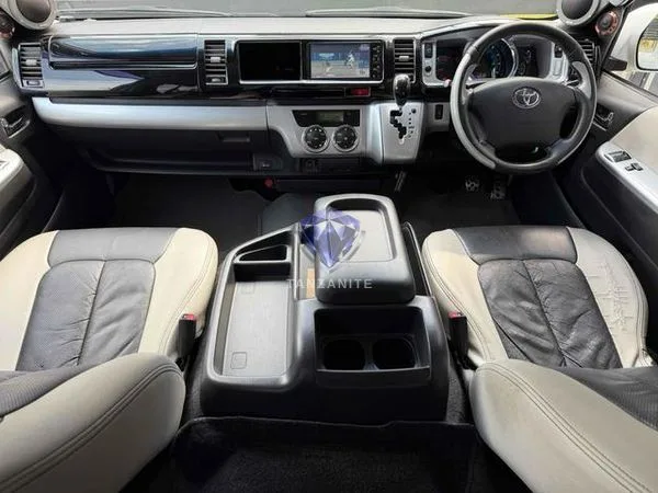 2011 Toyota Hiace Van