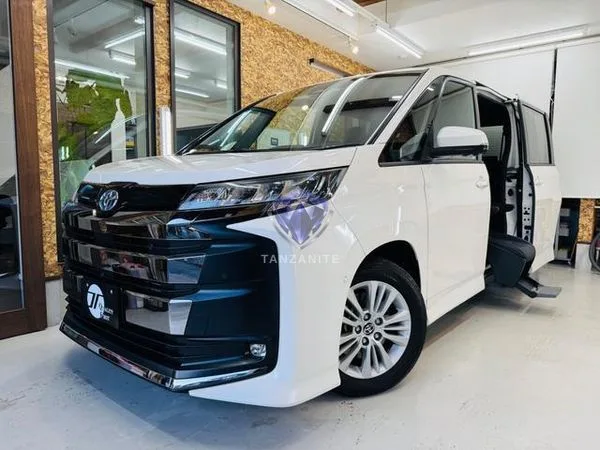 2023 Toyota Noah
