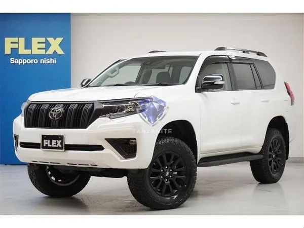 2023 Toyota Land Cruiser Prado