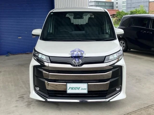 2022 Toyota Noah