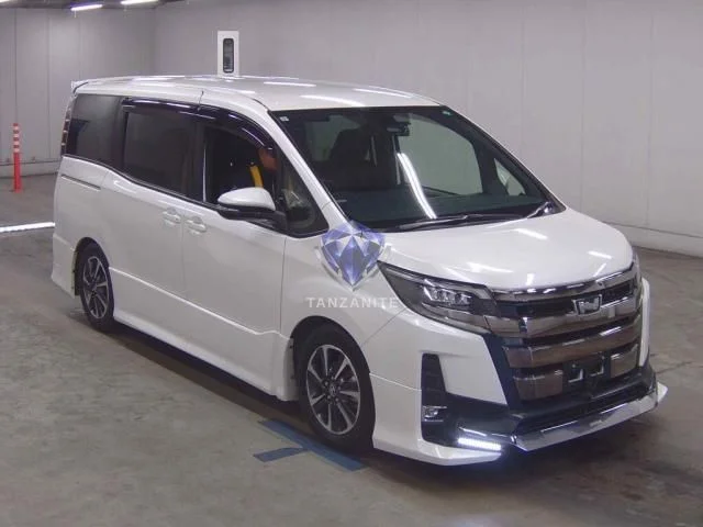 2017 Toyota Noah