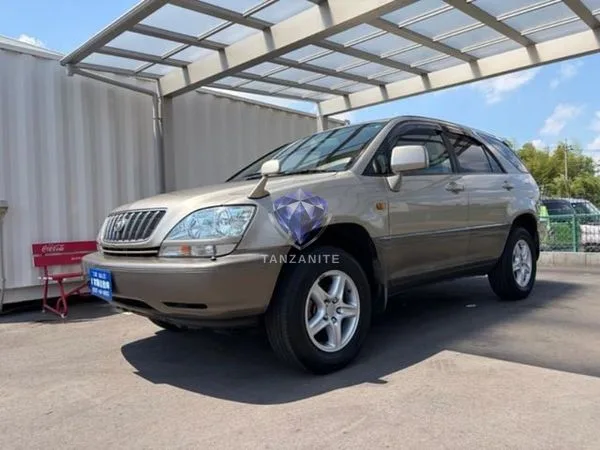2001 Toyota Harrier