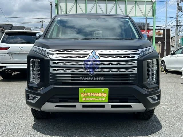 2024 Mitsubishi Delica D5