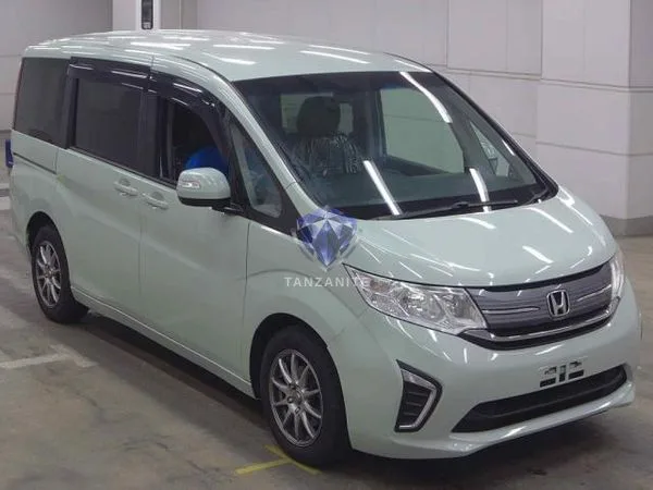 2015 Honda Stepwgn