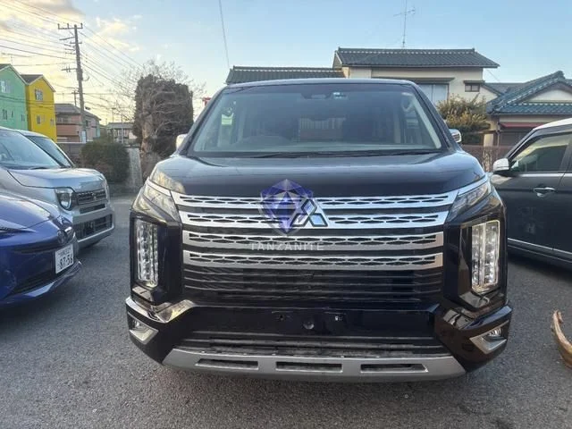 2023 Mitsubishi Delica D5