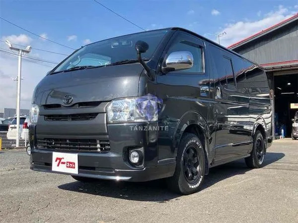 2004 Toyota Hiace Van
