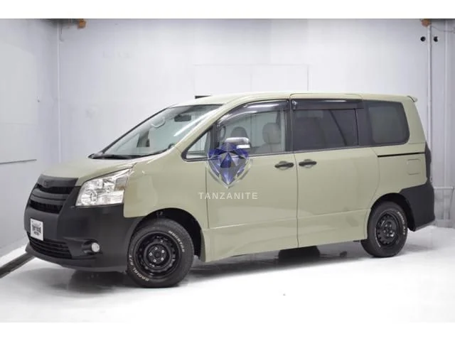 2009 Toyota Noah