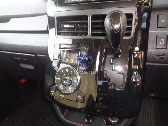 2012 Toyota Noah
